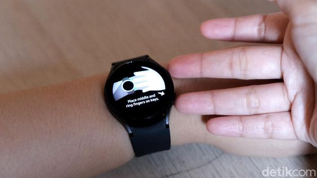 Samsung Galaxy Watch 4 Samsung Galaxy Watch 4