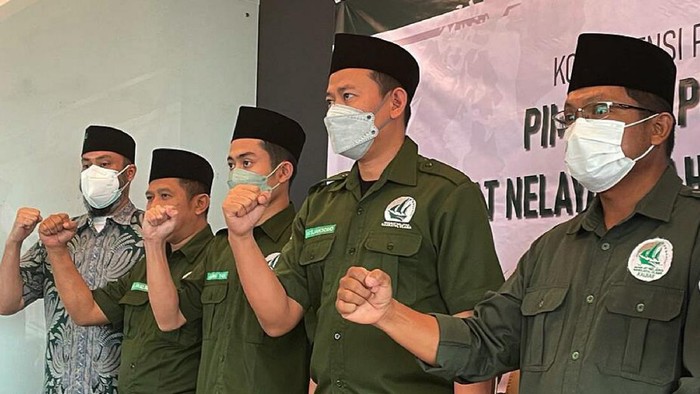 Serikat Nelayan NU Tolak Tarif PNBP Naik Kenaikan tarif PNBP perikanan ditolak sejumlah pihak. Salah satunya datang dari Serikat Nelayan Nahdlatul Ulama (SNNU).