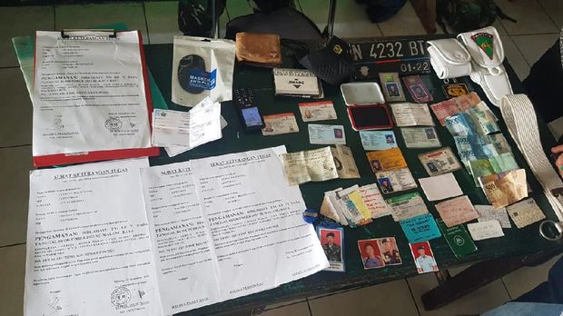 tentara gadungan