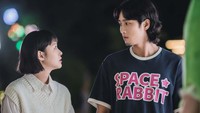 Di episode sebelumnya, Yumi (Kim Go Eun) dan Woong (Ahn Bo Hyun) sudah dua kali kencan. (Foto: dok. tvn_drama) 