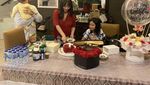 Zaskia Gotik  Hobi Kulineran Makanan Kaki Lima Bareng Suami