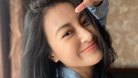 Pesona Alexandra Clarin Hayes, dokter yang mencuri perhatian netizen. Foto: dok instagram Clahayes
