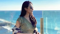 Alexandra Clarin Hayes punya channel YouTube yang membahas tentang kesehatan. Foto: dok instagram Clahayes