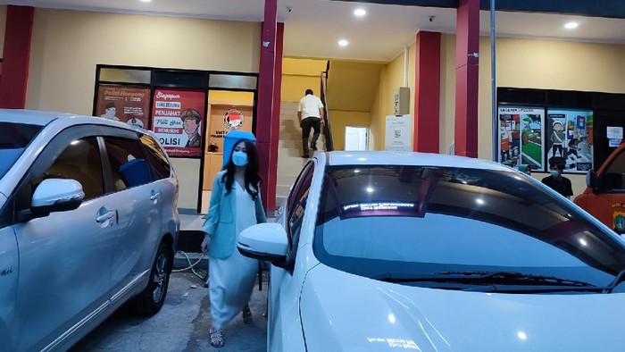 Ayu Thalia diperiksa tambahan di Polsek Penjaringan