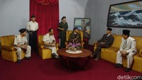 Patung-patung Soeharto itu ada dalam diorama yang menjadi koleksi Monjali. Namun, patung Soeharto tidak berdiri sendiri, melainkan bersama tokoh lain. Sebab, setiap diorama menceritakan sebuah peristiwa.