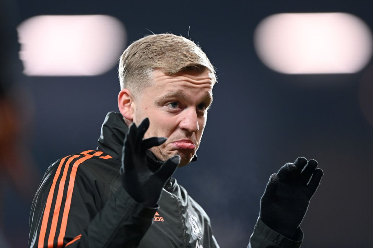Phil Jones Main Lagi, Donny van de Beek Kena Bully (Getty Images)
