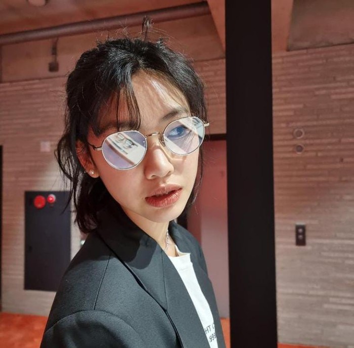 Galeri Foto HoYeon Jung Galeri Foto HoYeon Jung