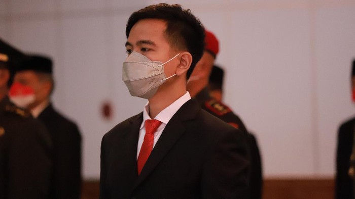 Gibran Rakabuming Raka mengikuti upacara Hari Kesaktian Pancasila.