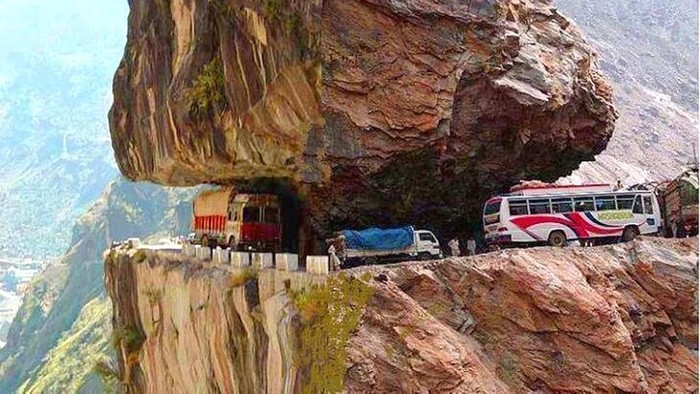 Jalan unik Jalan unik