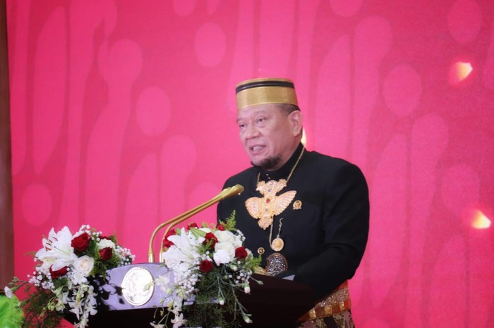 La Nyalla Mahmud Mattalitti