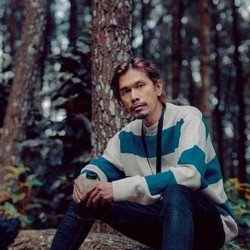 Lukman Ngaku Gak Pernah Nyetem Gitar Pakai Lagu Semua Tentang Kita