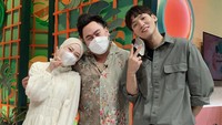 Belum lama Julia Prastini dan Dae Hoon bertemu Nassar di acara televisi. (Foto: dok. Instagram @daehoon_na)  