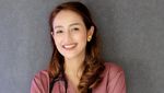 Dokter Cantik Nadia Alaydrus, Siapa Mau Diperiksa?