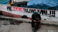 Oleh karena itu, pemerintah diminta membatalkan kebijakan kenaikan Penerimaan Negara Bukan Pajak (PNBP) yang sangat tinggi pada sektor perikanan.