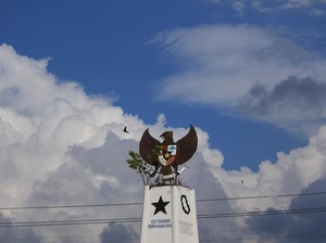 Isi Piagam Jakarta, Kompromi Politik di Balik Penyusunan dan Perubahannya