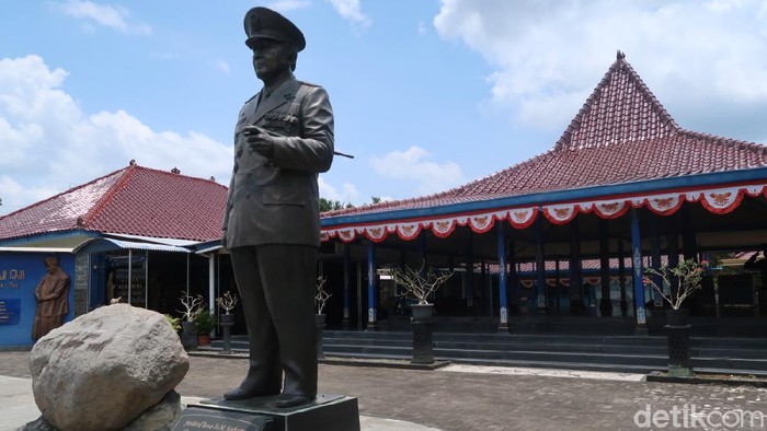 Patung-patung Soeharto di Museum Memorial Soeharto
