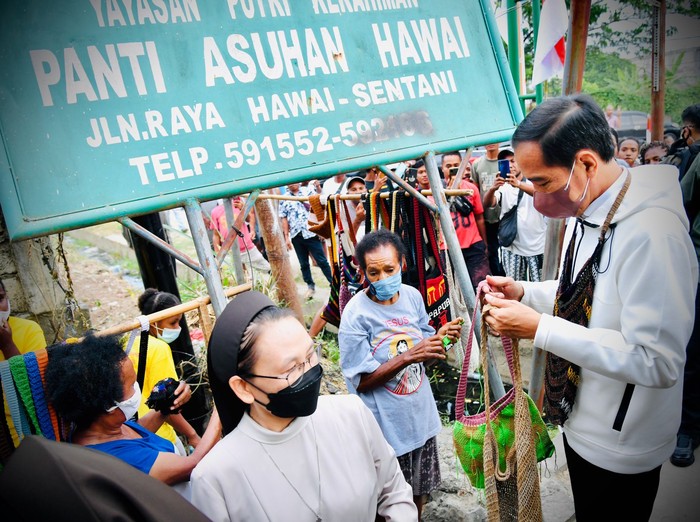 Presiden Jokowi Tiba di Papua
