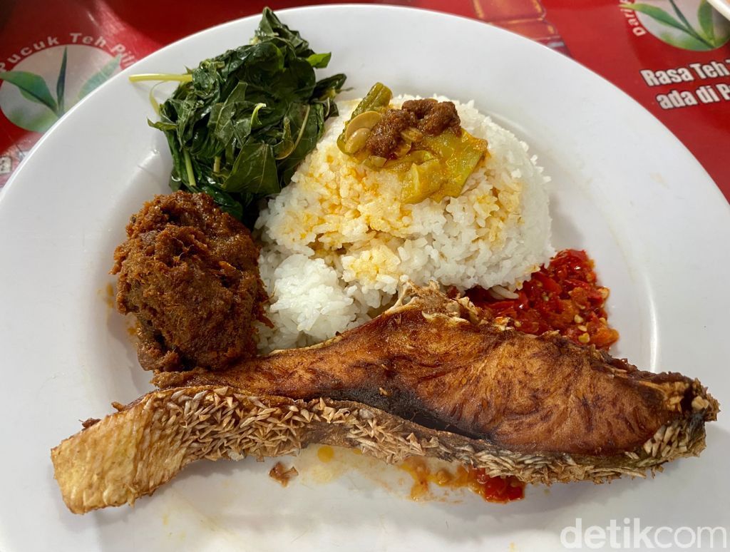 RM Pagi-Sore: Ada Kakap Goreng plus Tauco Medan Sedap di Dalam Gang Benhil