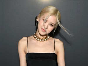 5 Pasangan Idol K-pop yang Dirumorkan Pacaran di 2021