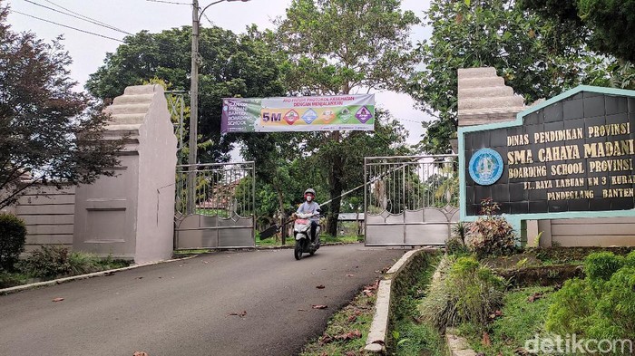 SMA Boarding School di Pandeglang ini belum bisa gelar PTM