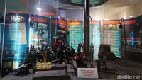 Mantan Panglima TNI Jenderal Gatot Nurmantyo berharap ada patung pendiri negara di Markas Kostrad sebagai simbol besarnya negara Indonesia.