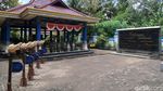 Tidak Musnah, Pak Gatot! Patung Soeharto Ini Malah Gede Banget