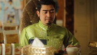 Ustaz Solmed menceritakan bahwa secara tiba-tiba ia tidak bisa datang ke pengajian yang berlokasi di Garut. Karena turun hujan lebat dan terjadi longsor, sehingga menutup akses jalan. Foto: Instagram @ustad_solmed