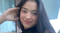 Dhinda Salsabila tak cuma memperlihatkan kegiatan main sepatu roda, di Instagramnya ia juga suka tampil berpose meski terbilang jarang update. Foto: dok instagram dindasabilajh