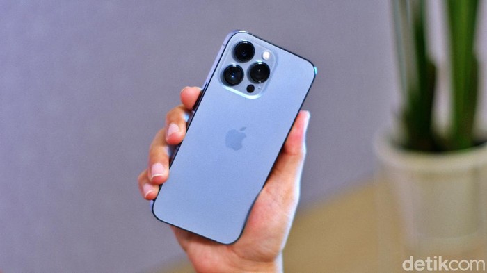 iPhone 13 Pro