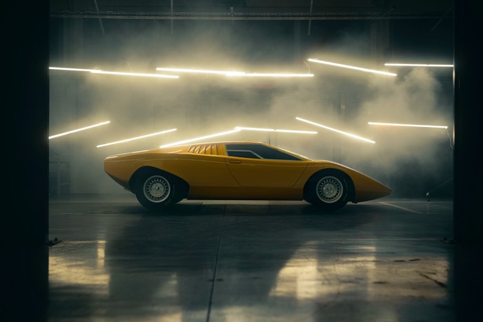 Lamborghini Countach LP500 dihidupkan kembali Lamborghini hidupkan kembali Countach LP500.