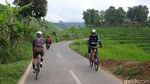 Nanjak Syahdu di Sumedang, Disambut Sawah Berundak Layaknya Bali