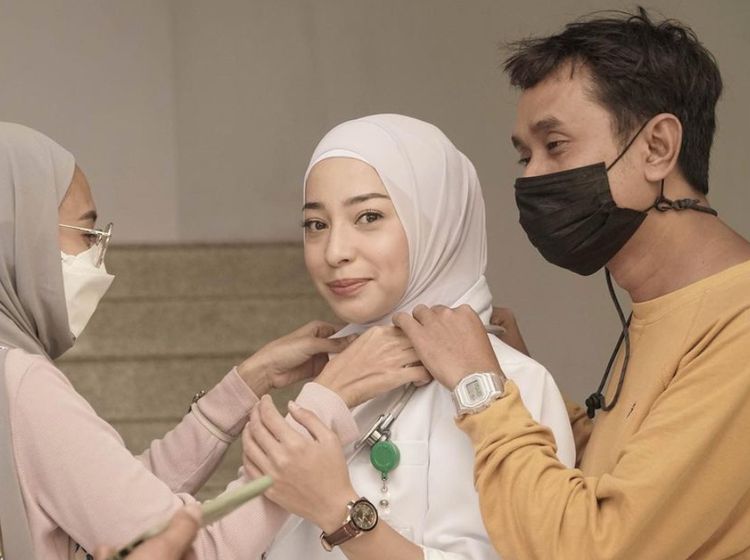 Gaya Hijab Nikita Willy di Satu Amin Dua Iman