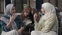 Gaya hijab Nikita Willy dalam serial tersebut. Foto: dok instagram Nikita Willy