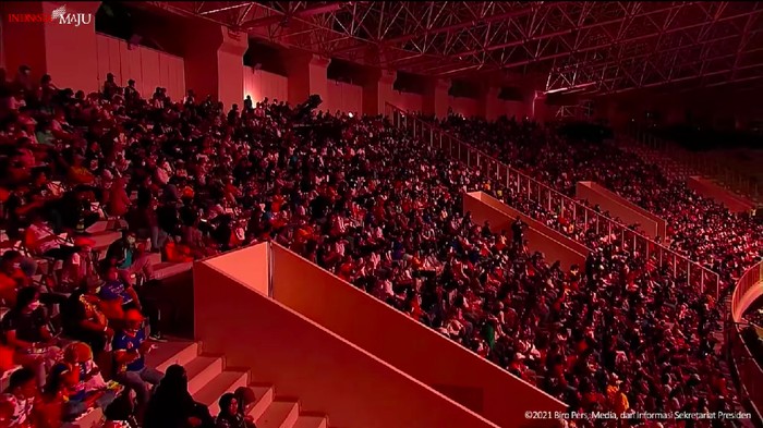 Penonton yang hadir pembukaan PON XX Papua 2021 di Stadion Lukas Enembe (YouTube Sekretariat Presiden)