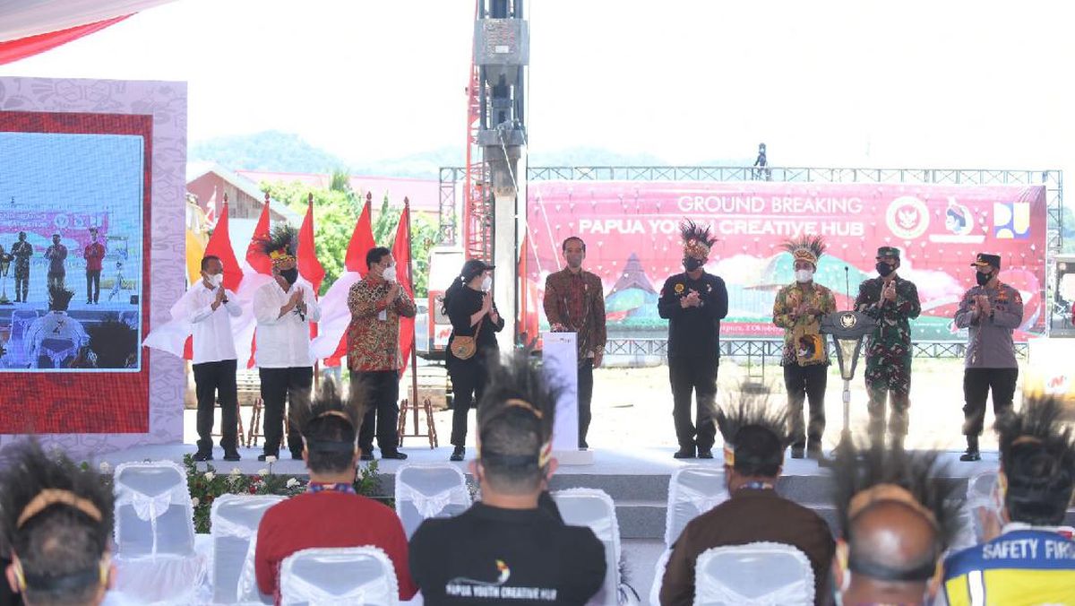 Ground Breaking Papua Youth Creative Hub Jokowi Ini Masa Depan Papua<script async src=