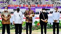 Jokowi meminta agar arena-arena pertandingan yang telah dibangun untuk PON XX Papua Tahun 2021 bisa terus dirawat dan dimanfaatkan (Lukas dan Laily Rachev - Biro Pers Sekretariat Presiden)