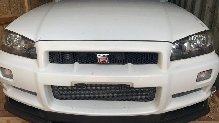 Bea Cukai lelang Nissan GT-R