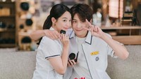 Rupanya, seiring berjalannya waktu, Yoon Hye-jin dan Hong Du-shik saling jatuh cinta. Foto: (dok. Instagram @tvn_drama)