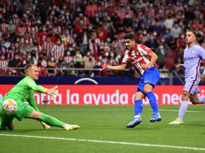 Suarez Ledek Koeman Lewat Selebrasi Gol?