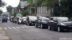 Libur Akhir Pekan, Kendaraan Wisatawan Padati Kawasan Lembang
