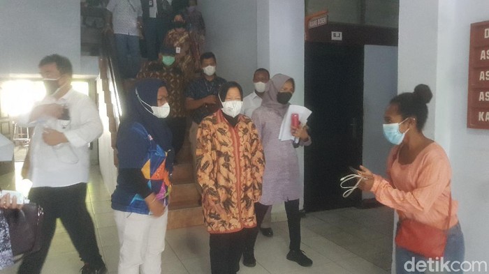Mensos Risma di Papua