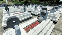 Di TMP ini setidaknya ada 14 makam pahlawan prajurit ALRI yang gugur saat bertempur.
