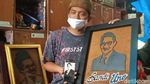 Pria di Kudus Ubah Karung Goni Jadi Siluet Wajah Tokoh Bangsa