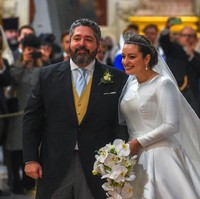 Mempelai pria, Grand Duke George Mikhailovich Romanov merupakan bagian dari mantan keluarga kerajaaan Rusia. Ibunya, Grand Duchess Maria Vladimirovna adalah pewaris takhta kekaisaran Rusia yang memproklamirkan diri. Foto: dok. AFP/OLGA MALTSEVA