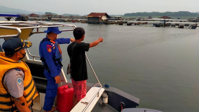 Seorang remaja hilang tenggelam di waduk Cirata Cianjur