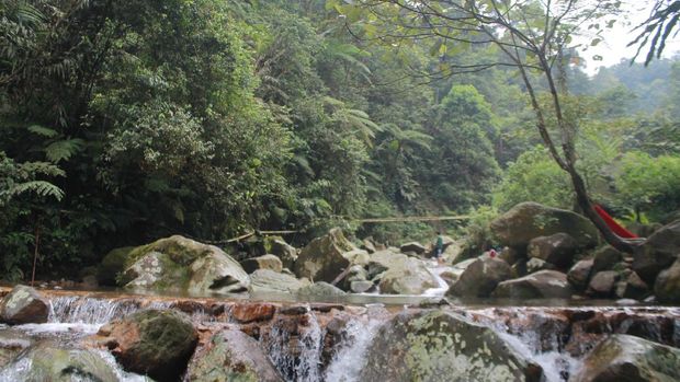 Air terjun Lembah Tepus