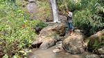 Foto: Air Terjun Cantik di Kudus, Berpasangan Seperti Pengantin