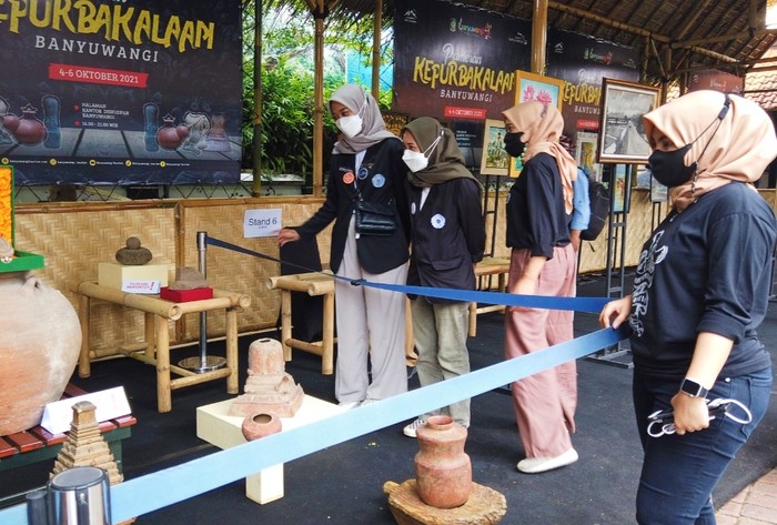 Benda-benda Bersejarah Abad 17 Dipamerkan di Banyuwangi