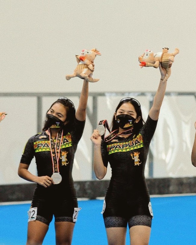 Netizen banyak memberikan dukungan kepada Dhinda terutama orang-orang Papua. Mereka terlihat tidak mempersalahkan bahwa atlet tersebut bukan keturunan asli sana. Foto: Instagram @dindasabilajh