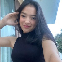 Wanita yang tergabung dalam Cendrawasih Speed Skating ini sendiri sudah cukup lama menekuni olahraga sepatu roda. Dikatakan jika ia terinspirasi untuk jadi atlet setelah menonton pertandingannya di PON 2012 di Pekanbaru. Foto: Instagram @dindasabilajh